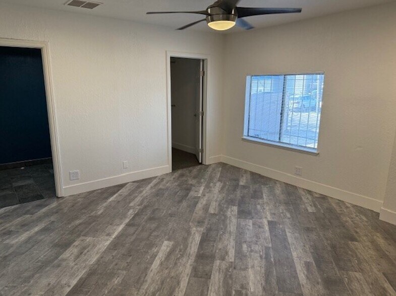 More Photos Of 2424 Cormorant Way, Sacramento Warehouse For Sale