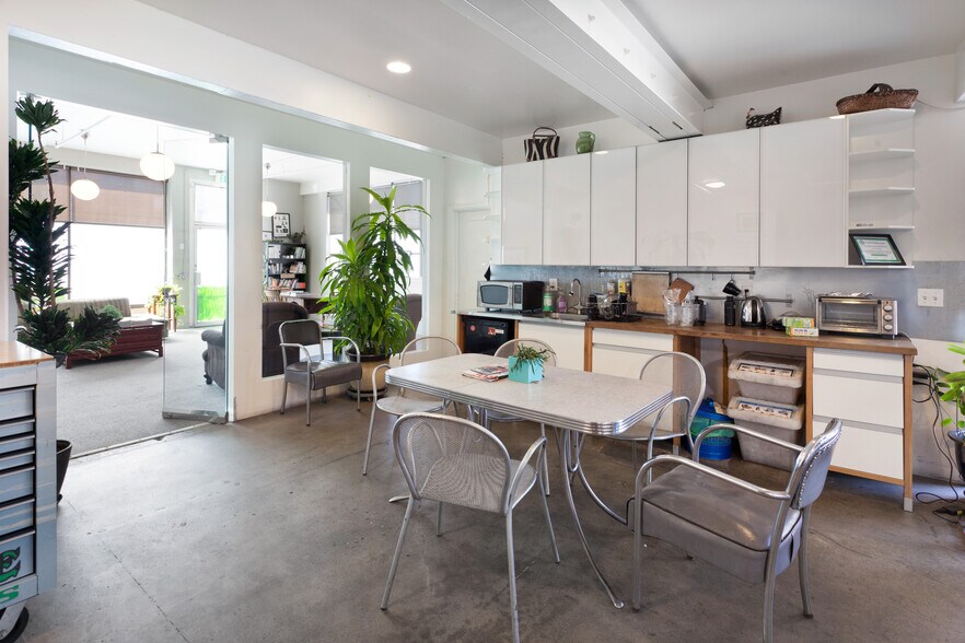More Photos Of 475 9th St, San Francisco Warehouse For Lease