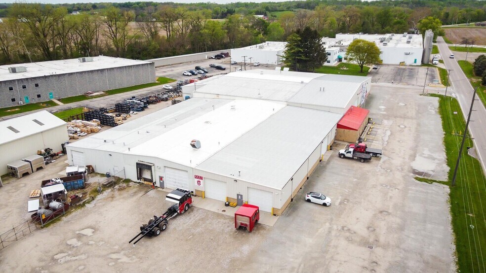 Primary Photo Of 1701 W County Line Rd, Springfield Manufacturing For Lease