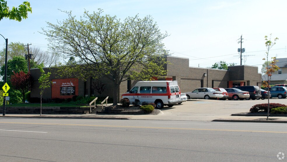 More Photos Of 999 N Main St, Akron Medical For Sale