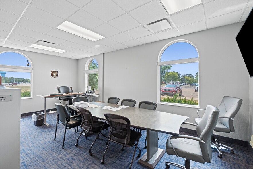 More Photos Of 2305 S Center Rd, Burton Office For Sale