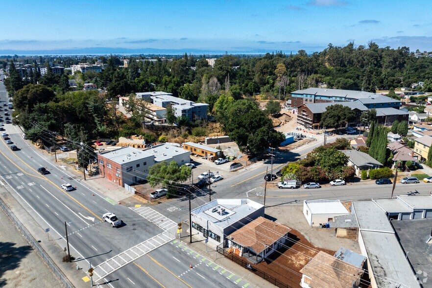 More Photos Of 1558 A St, Castro Valley Freestanding For Sale