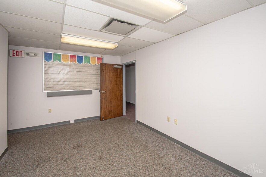 More Photos Of 200 Eaton Lewisburg Rd, Eaton Medical For Lease