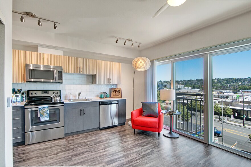 More Photos Of 1516 NW 51st St, Seattle Apartments For Sale