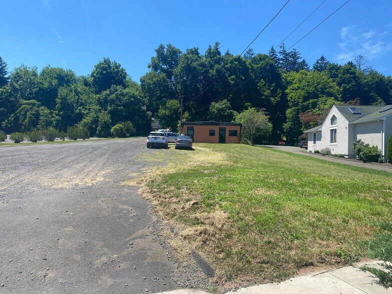 More Photos Of 2245 Silas Deane Hwy, Rocky Hill Warehouse For Sale