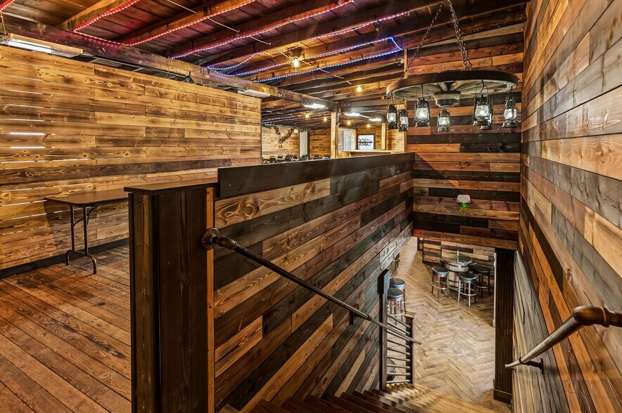 More Photos Of 316 N Main St, Columbia Storefront Retail Office For Sale