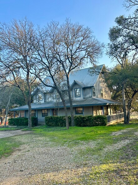 More Photos Of 2121 Lynnbrook Dr, Austin Restaurant For Lease