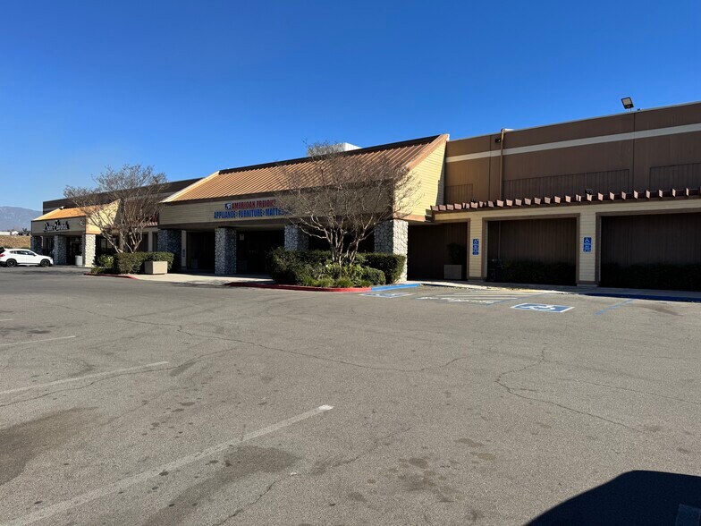 More Photos Of 2401-2455 S Vineyard Ave, Ontario Storefront For Lease