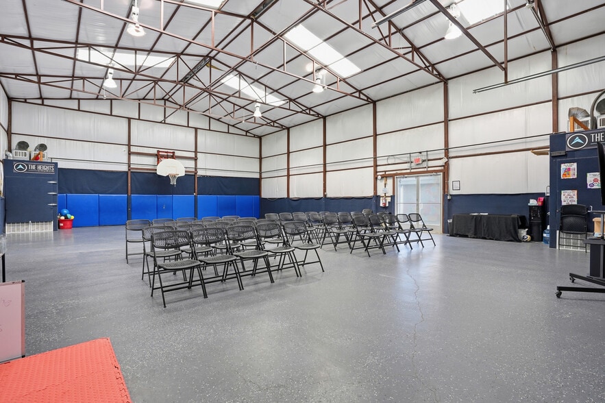 More Photos Of 342 SW Alsbury Blvd, Burleson Religious Facility For Sale