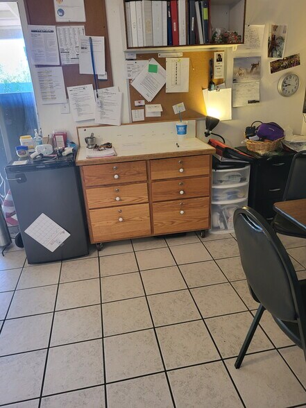 More Photos Of 710 N Mann Ave, Tucson Healthcare For Sale