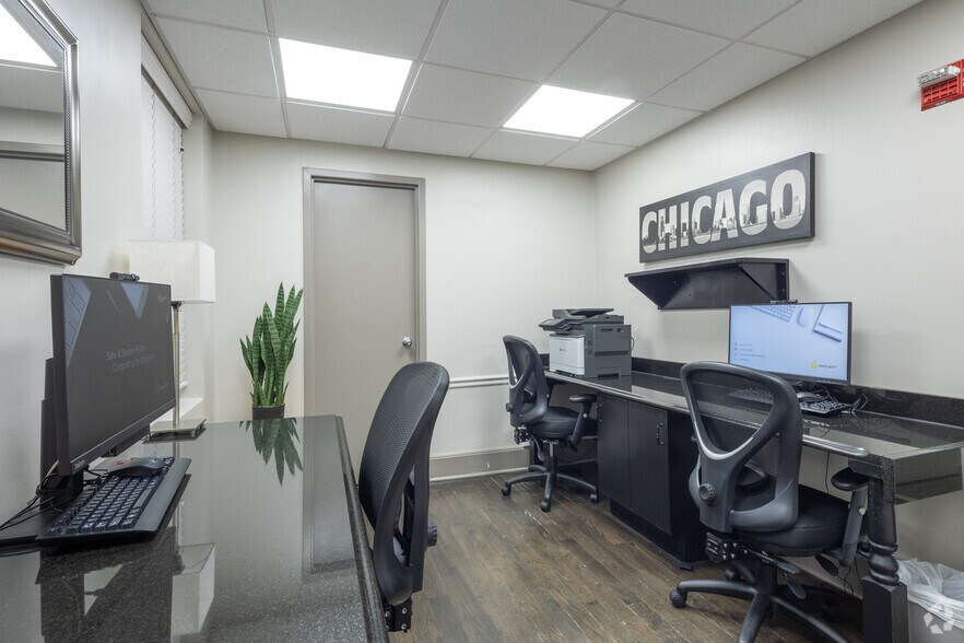 More Photos Of 640 N Wabash Ave, Chicago Hotel For Sale