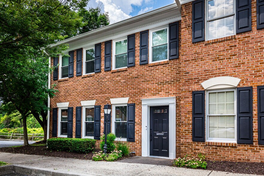 More Photos Of 3450 Ellicott Center Dr, Ellicott City Medical For Lease