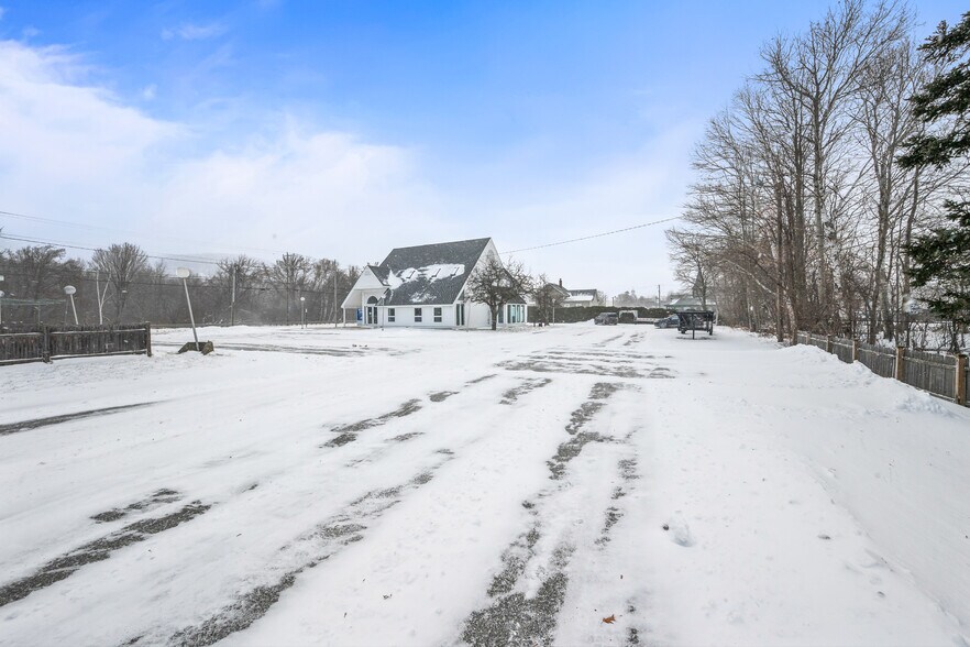 More Photos Of 177 Main St, Gorham Bank For Sale