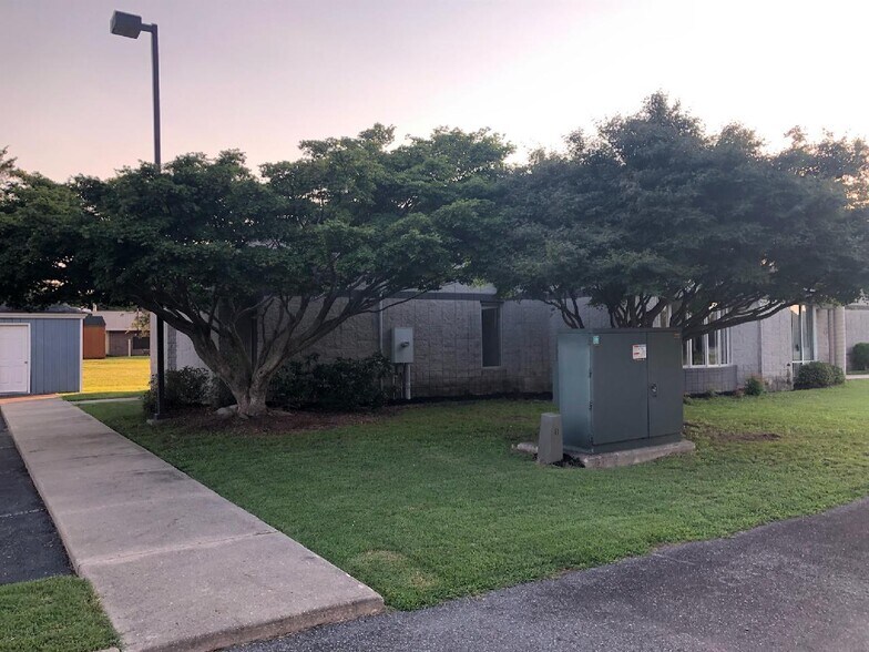 More Photos Of 9506 Hospital Ave, Nassawadox Medical For Sale