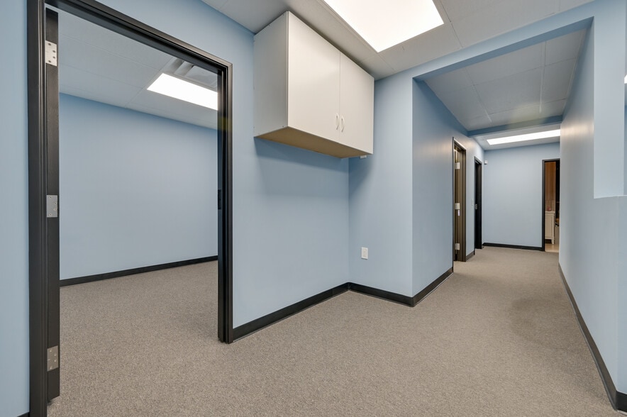 More Photos Of 5190 Arville St, Las Vegas Manufacturing For Sale