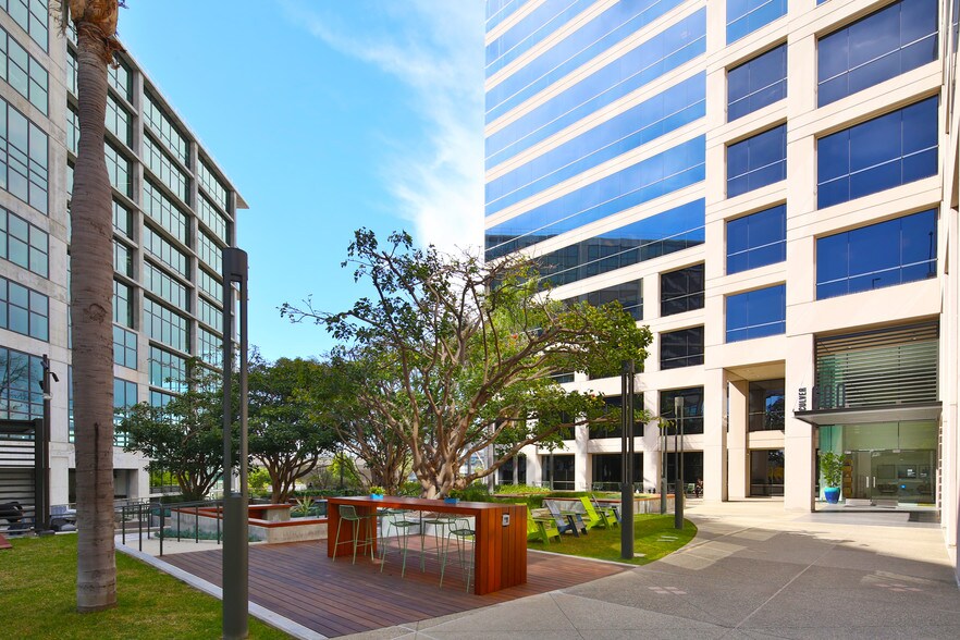 More Photos Of 5800 Bristol Pky, Culver City Office For Lease