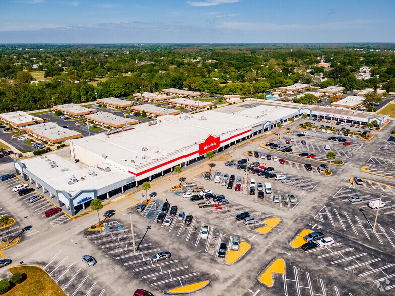 More Photos Of 6139 State Road 54, New Port Richey Unknown For Lease