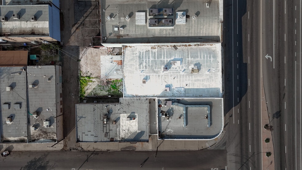 More Photos Of 1305 N Chester Ave, Bakersfield Storefront Retail Office For Lease