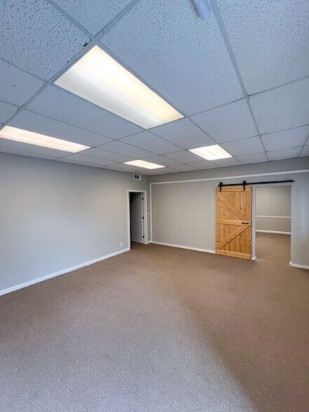 More Photos Of 474 Woodycrest Ave, Nashville Office For Lease