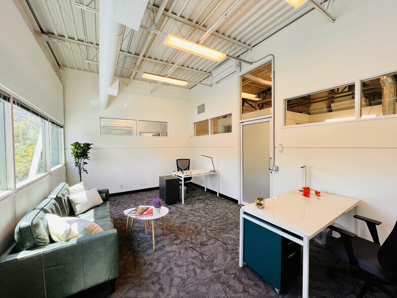 More Photos Of 10549-10555 Jefferson Blvd, Culver City Unknown For Lease