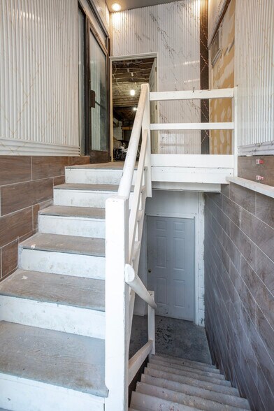 More Photos Of 15 N White St, Poughkeepsie Warehouse For Sale