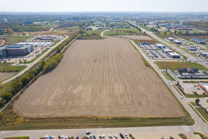 More Photos Of Crosspark Rd, Coralville Land For Sale