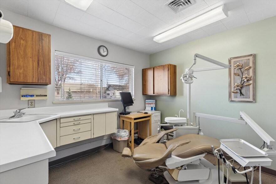 More Photos Of 7700 W 14th Ave, Lakewood General Retail For Sale