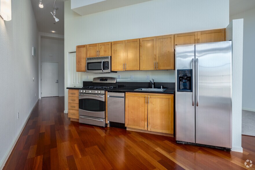More Photos Of 1024 2nd St, Sacramento Apartments For Sale