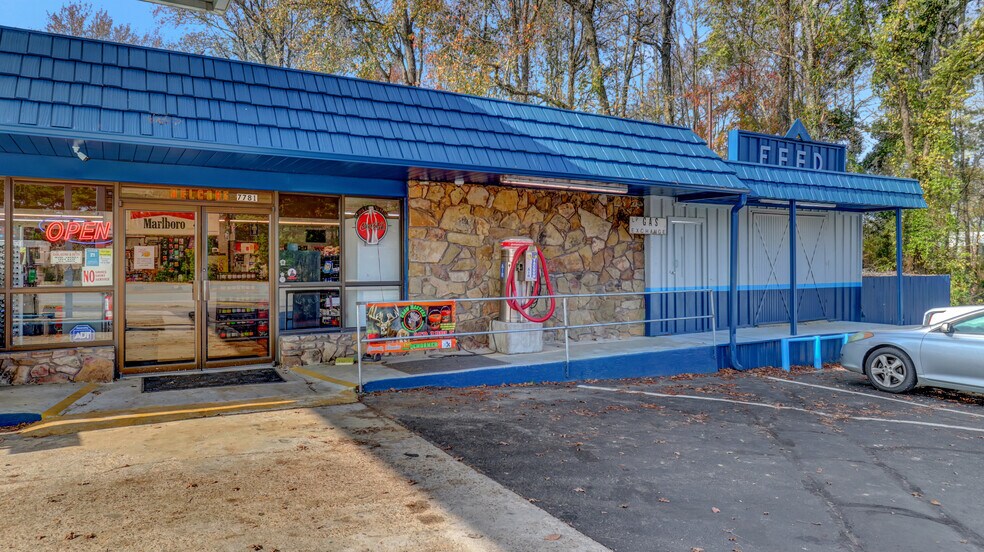 More Photos Of 7781 Highway 167 S, Sheridan Convenience Store For Lease