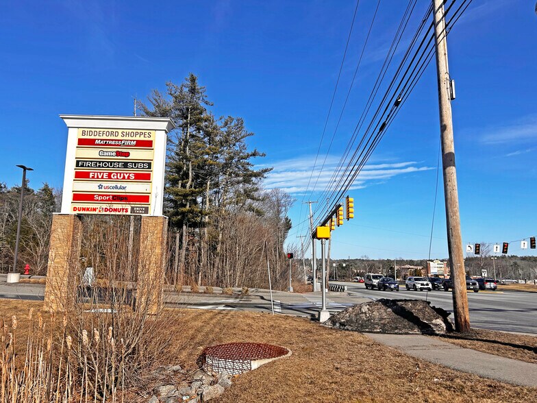 More Photos Of 574 Alfred St, Biddeford Unknown For Lease