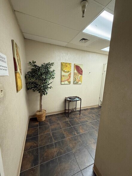 More Photos Of 3910 W Camp Wisdom Rd, Dallas Storefront For Sale