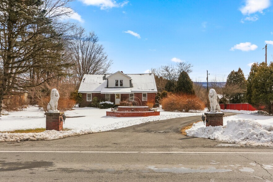 More Photos Of 2115 W Main St, Stroudsburg Multifamily For Sale