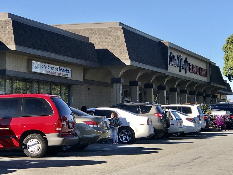 More Photos Of 4833-4917 S Rose Ave, Oxnard Supermarket For Sale