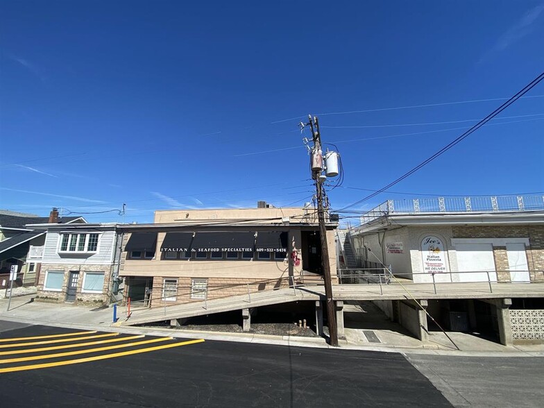 More Photos Of 423 E Magnolia Ave, Wildwood Restaurant For Sale