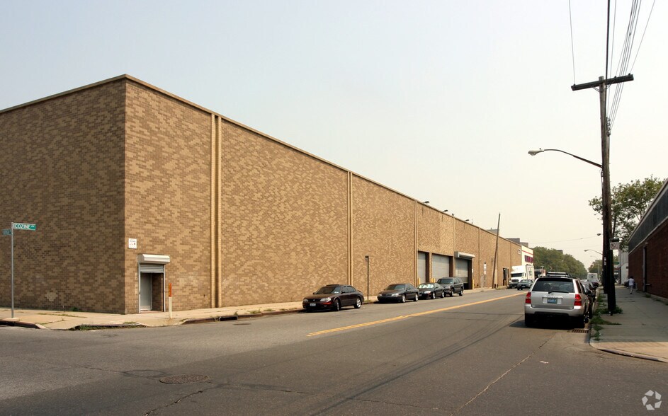 More Photos Of 922 Pennsylvania Ave, Brooklyn Unknown For Lease