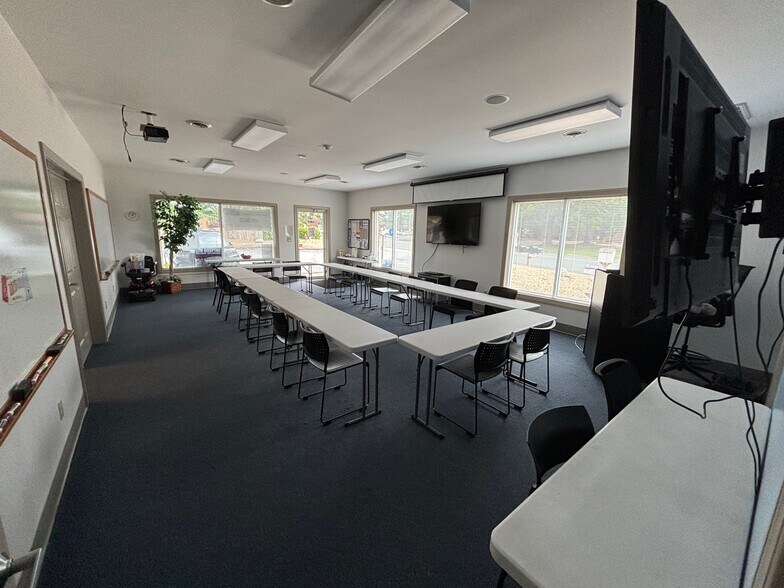 More Photos Of 1020 Jefferson Hwy, Staunton Medical For Lease