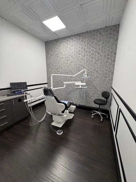 More Photos Of 14368-14370 Whittier Blvd, Whittier Storefront For Lease