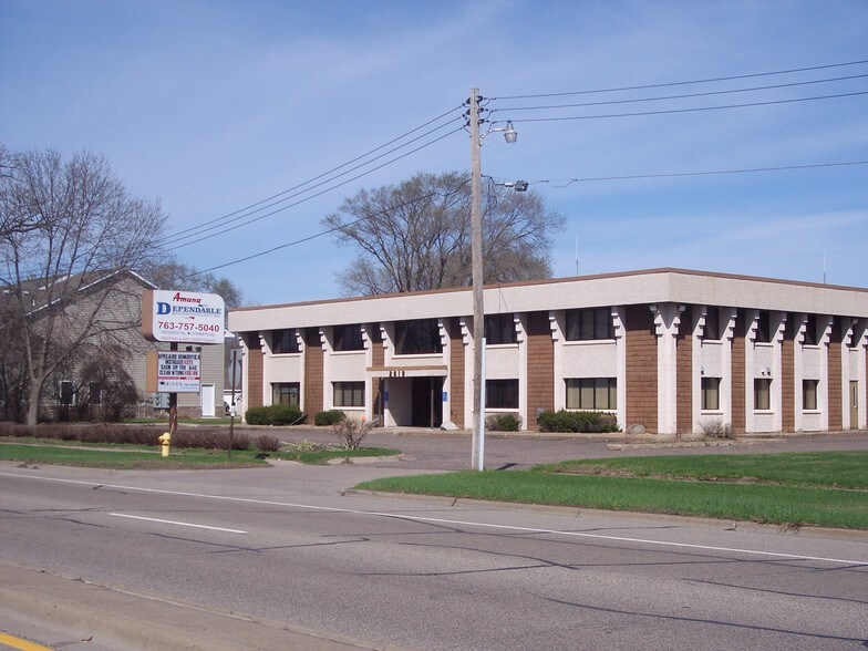 More Photos Of 2619 Coon Rapids Blvd NW, Coon Rapids Office For Lease