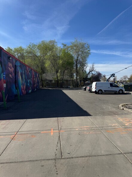 More Photos Of 973 W North Temple, Salt Lake City Freestanding For Lease