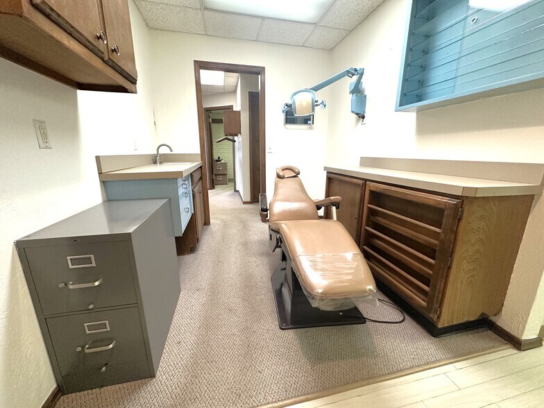 More Photos Of 2812-2816 W Hefner Rd, Oklahoma City Office For Lease
