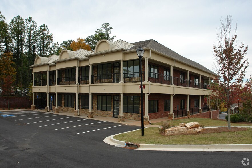More Photos Of 501 S Main St, Alpharetta Medical For Lease