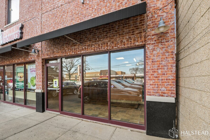 More Photos Of 2447-2451 Eastchester Rd, Bronx Medical For Lease