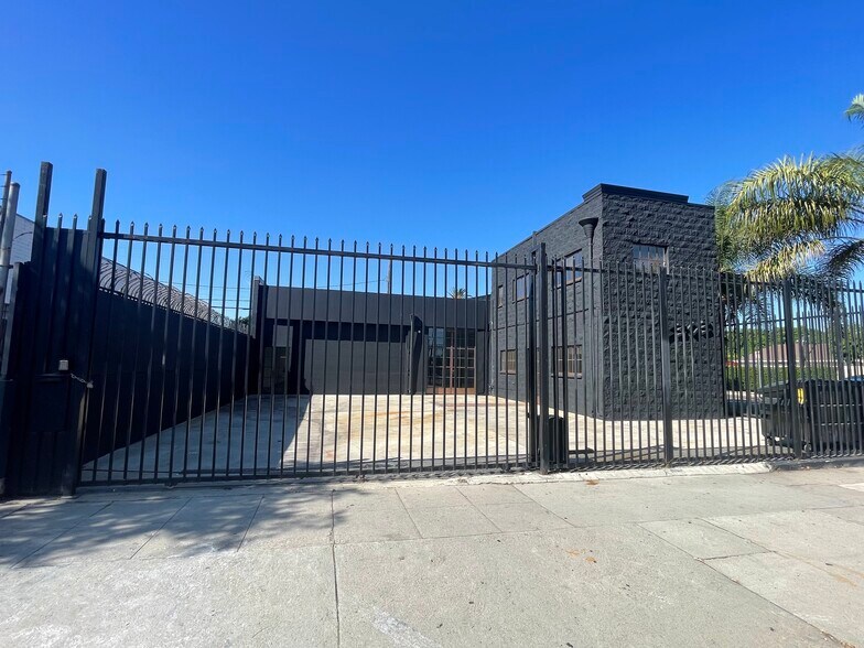 More Photos Of 3303 W Jefferson Blvd, Los Angeles Warehouse For Lease