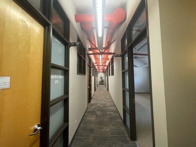 More Photos Of 300 W Main St, Boise Medical For Lease