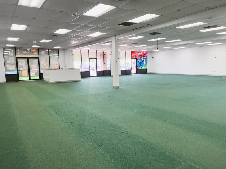 More Photos Of Rte 23 @ Rte 23 & Rte 322, New Holland Unknown For Lease