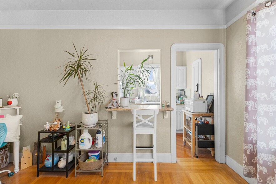 More Photos Of 2900 Barrett Ave, Richmond Multifamily For Sale