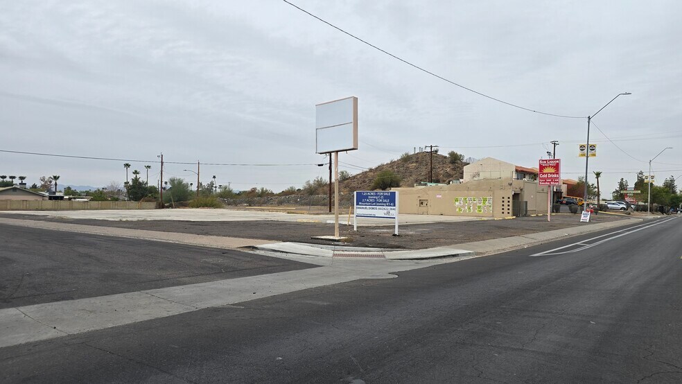 Primary Photo Of 225-307 W Hatcher Rd, Phoenix General Retail For Sale