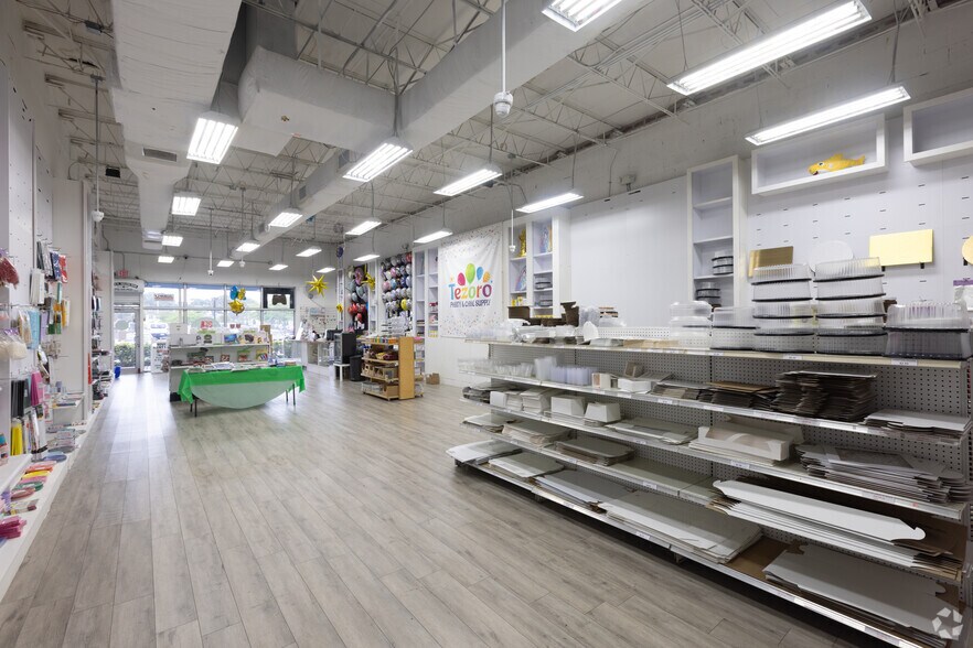 More Photos Of 4646-4698 NW 183rd St, Miami Gardens Unknown For Lease