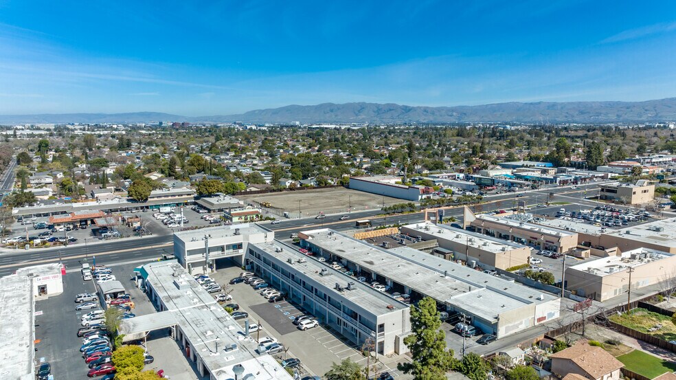 More Photos Of 3148 El Camino Real, Santa Clara Office For Lease