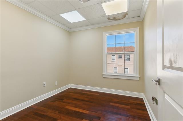 More Photos Of 301-303 S Broad St, New Orleans Office Residential For Sale
